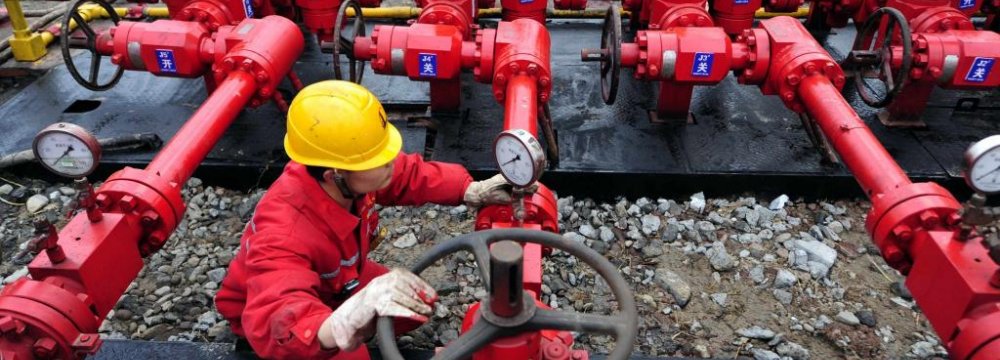 Sinopec, PetroChina plan  40% Growth in Shale Output