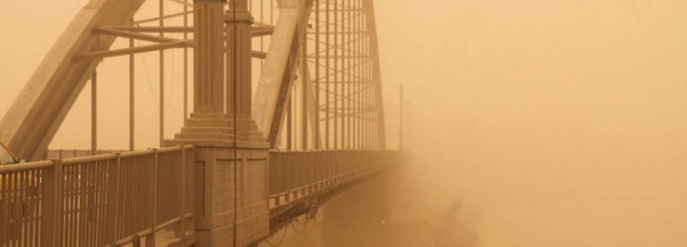 Probe Into Possible Oil Industry Dust Storm Effect   