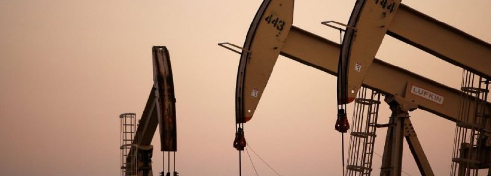 Zanganeh Rules Out Emergency OPEC Summit