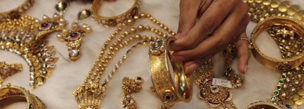 Jewelry Producers Plagued by Smuggling 