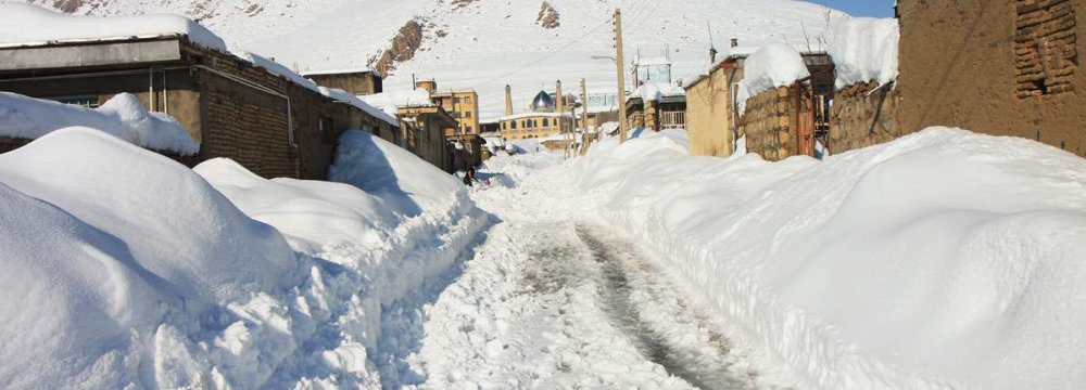 Lack of Snowpack Poses Threat to Zayandehrud