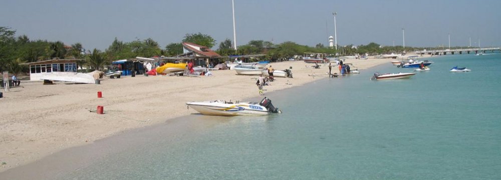 Developments on 4 Hormozgan Islands