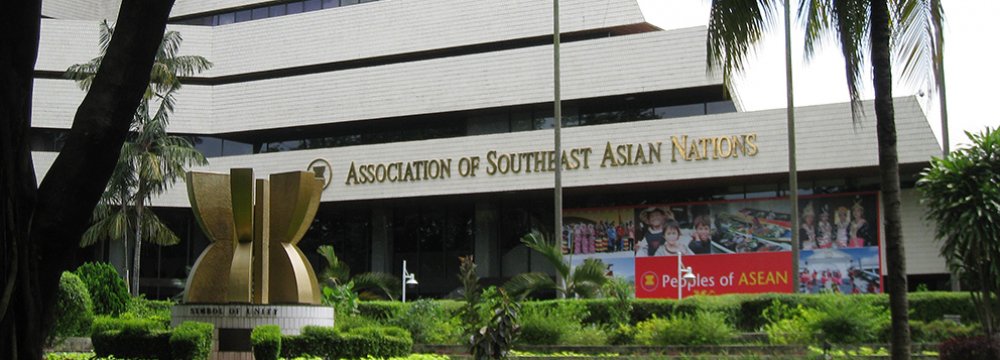 ASEAN, 6 Partners  Meet to Forge Agreement