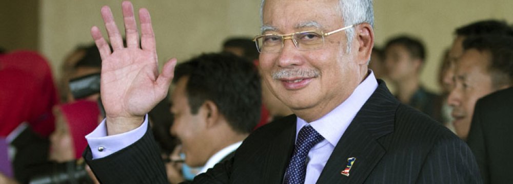 Malaysia PM Says: Economy on Track