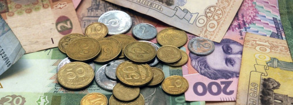 Ukraine GDP to Shrink 8%