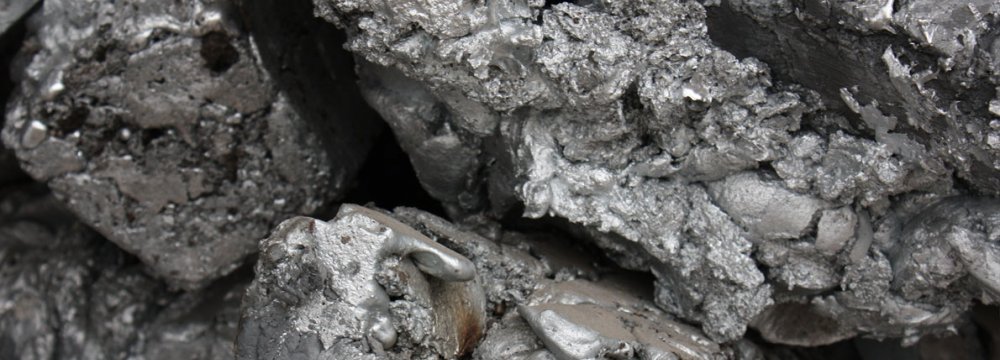 Iranians Produce Zinc From Mining Waste
