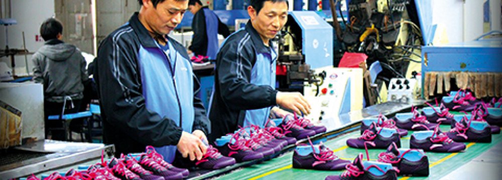 China Rectifies Size of Its 2013 Economy 