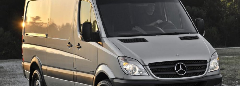 Daimler  Recalls Vans