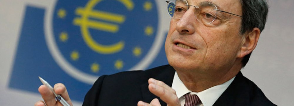 Draghi Devaluing Euro, Inflation Seen Fading