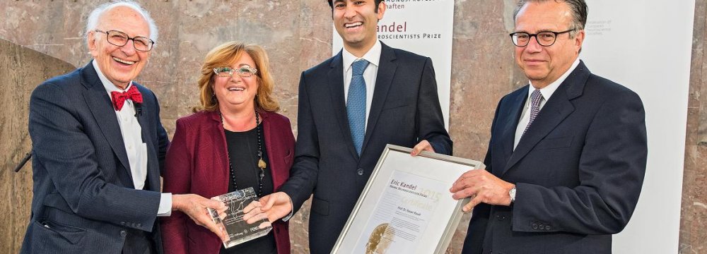 Iranian Scientist Receives Eric Kandel Prize