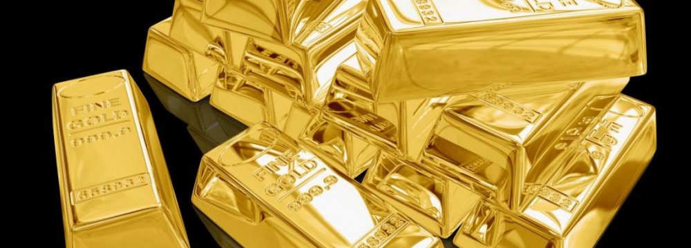 Gold Near 4-Month High, Euro Stays on Edge