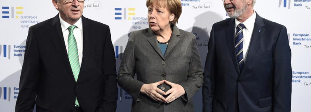 Merkel Calls for Reforms, Trade Deals, Investment 