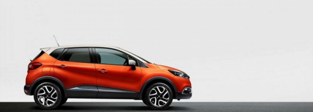 Renault Captur Presales Begin