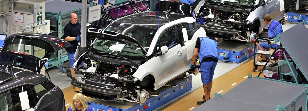 German  Auto Firms Need Russia