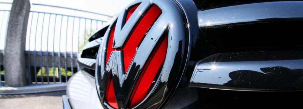 VW America Sales Fall 7%