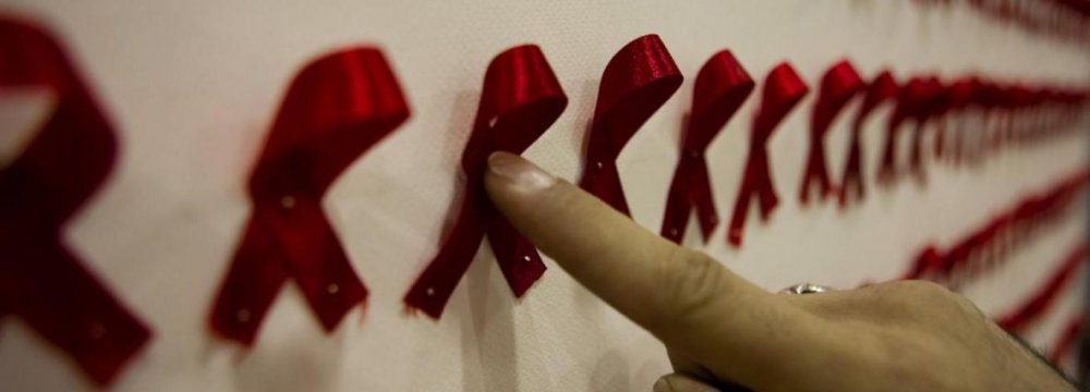 UN: Fast-Track Strategy Can Defeat AIDS