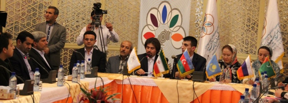 Confab Highlights Role of Caspian Youth as Cultural Envoys
