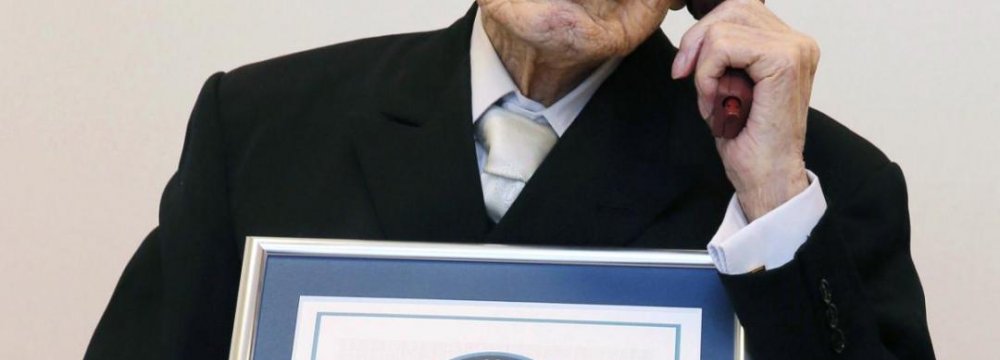  World’s Oldest Man Dies at Age 112