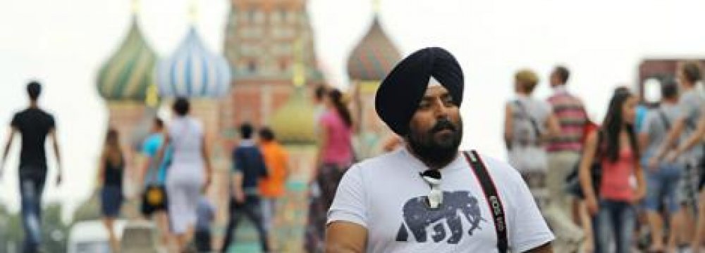 Chinese, Indian Travelers Driving Australian Tourism