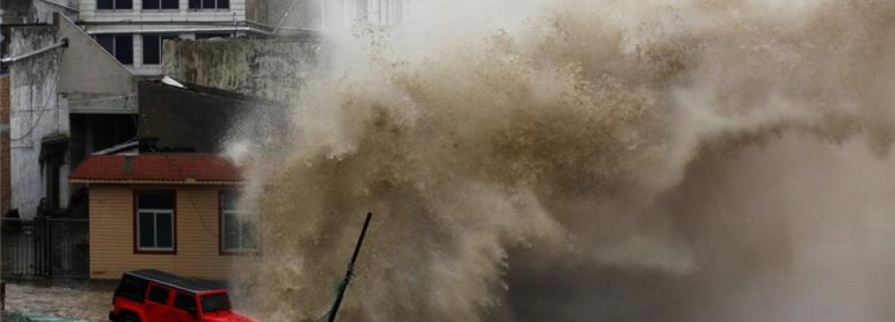 865,000 Evacuated Ahead of Typhoon in China