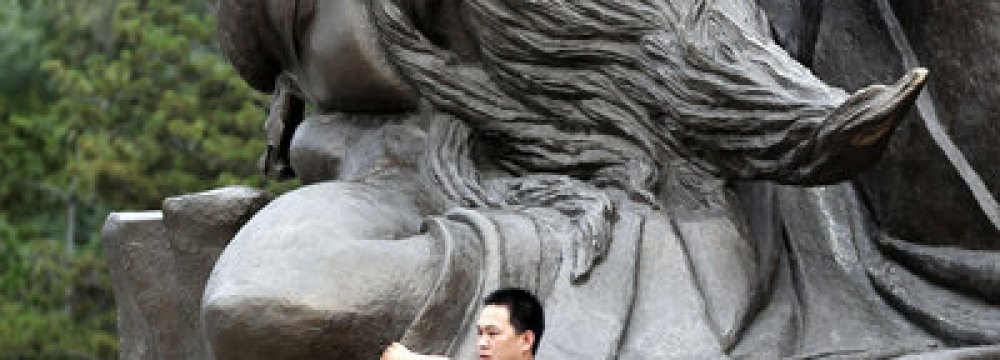 Chinese Gov’t Blacklisting Rude Tourists