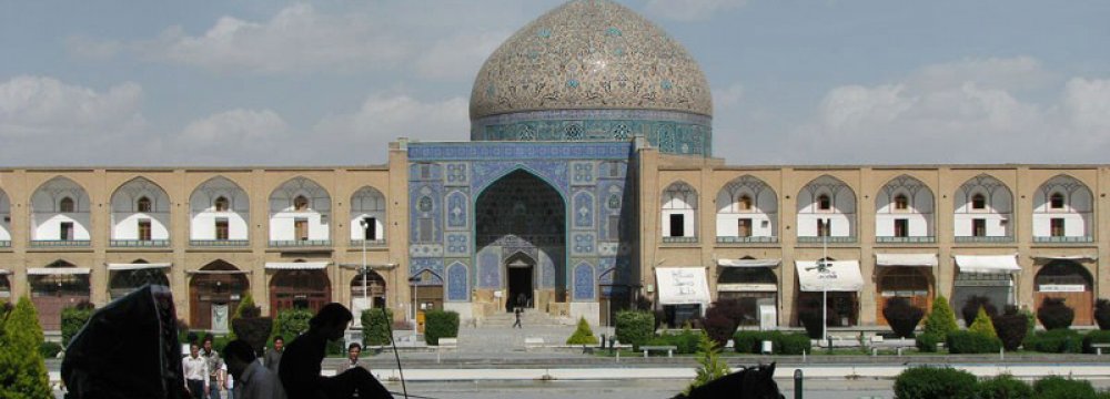 Isfahan Hotels Not Fully Booked