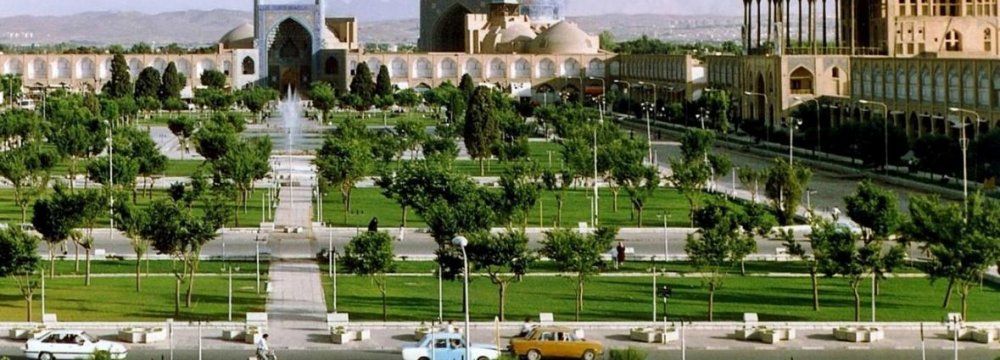 Isfahan Municipality Helping Infrastructure Development