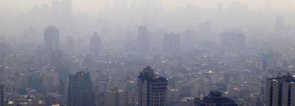 New Academic Year Worsens Tehran Air Pollution