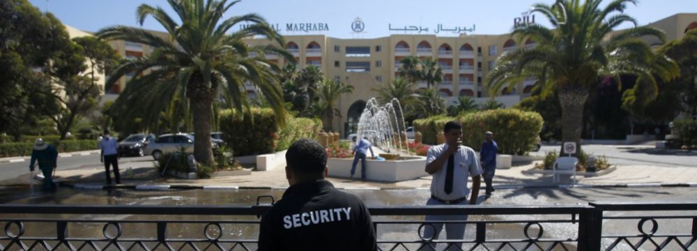 Gun Attack Inflicts $515m Losses on Tunisia Tourism