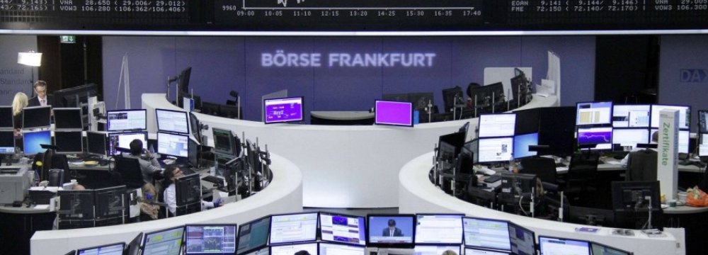 Europe Shares Rise, Asia Lower