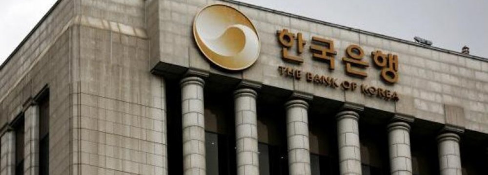 S. Korea Banks’ Bad Loan Ratio Edges Down