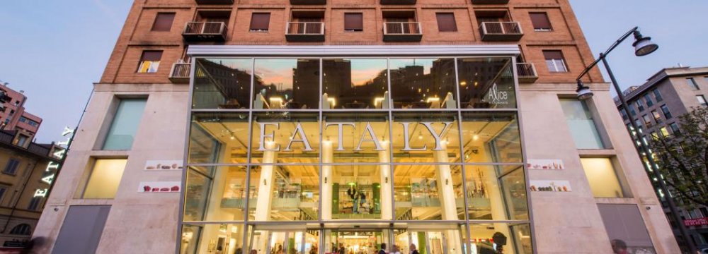 Italy’s Eataly Challenges France for Food Crown