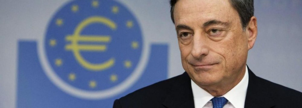 Draghi to Expand QE Fearing Shallow Recovery
