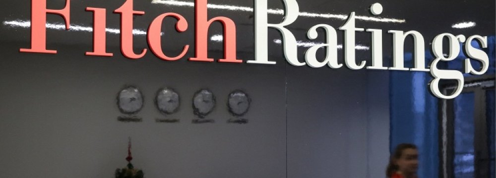 Fitch Revises Brazil Rating From Stable to Negative 