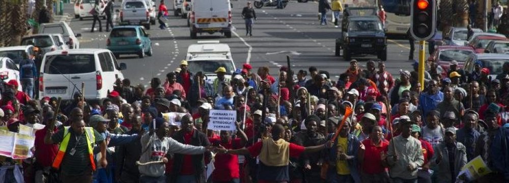 Frustration Targeted at Migrant Workers in S. Africa 