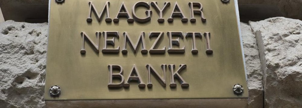 Hungary Banks  to Grow