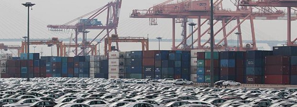 S. Korea Exports Plunge 10.9%