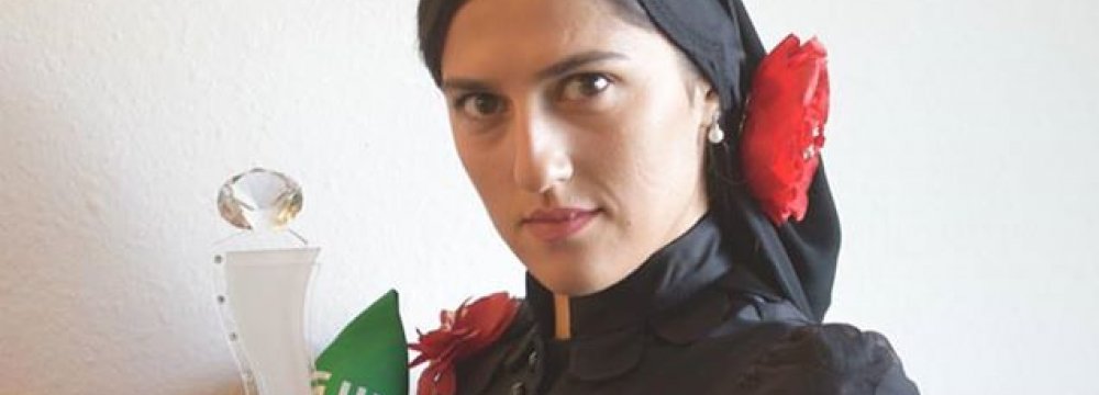 Iranian Stunt Woman Wins US Crystal Award