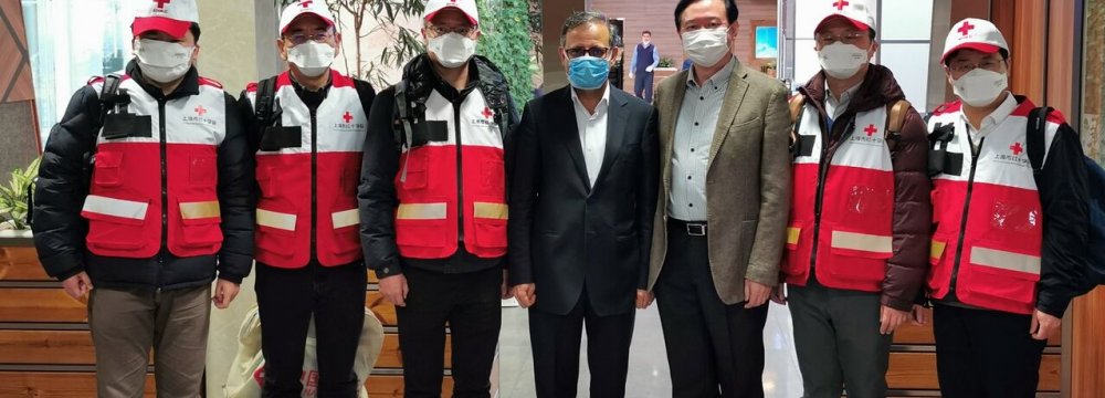 More Int’l Medical Aid Arrives in Iran