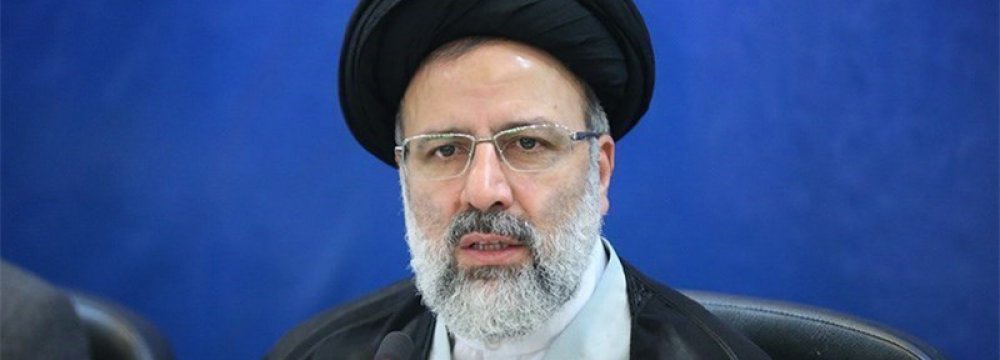 Raeisi Responds to Rouhani’s Complaint