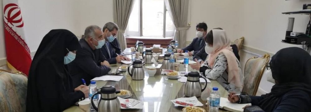 UN Envoy Discusses Afghanistan With Iranian Officials 