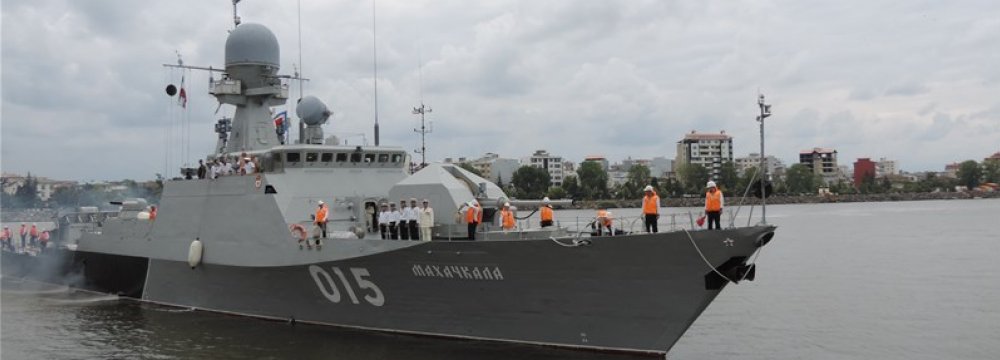 Russian Flotilla Docks in Caspian Port