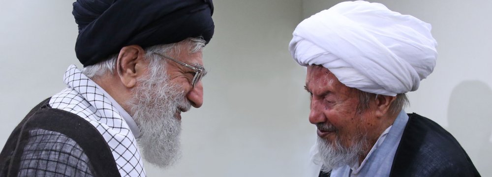 Leader Offers Condolences on Demise of Top Cleric 