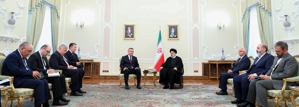 Exchange of Parliamentary Experience Helpful to Developing Tehran-Tashkent Ties