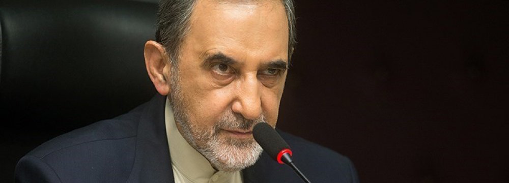 Velayati Holds High-Level Talks in Lebanon