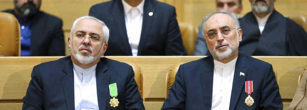 Zarif, Salehi to Brief Lawmakers