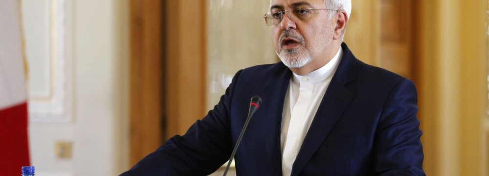 Zarif: US on Collision Course With Int’l Community    