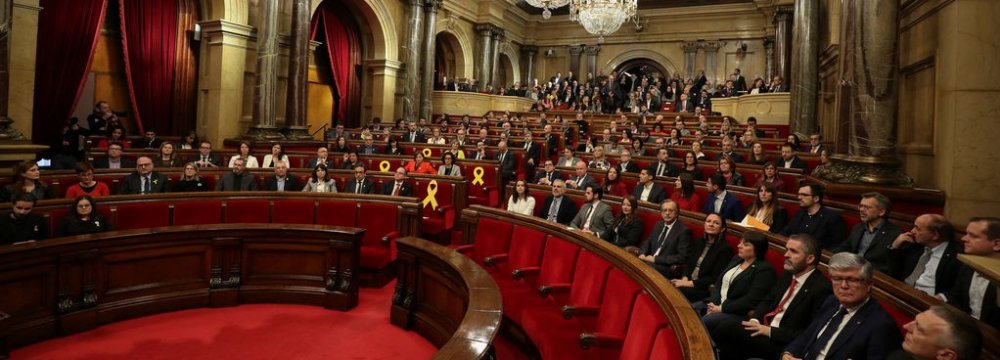 Catalan MPs Elect Separatist Speaker  as Sacked Leader Eyes Comeback