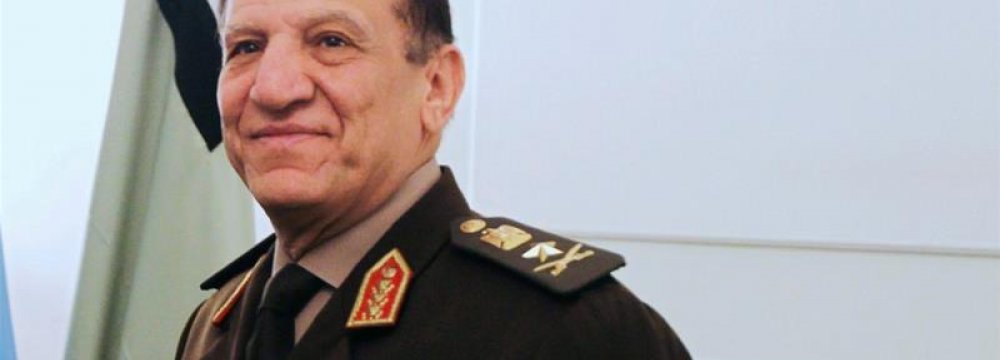 Egyptian Army Arrests Presidential Hopeful Anan