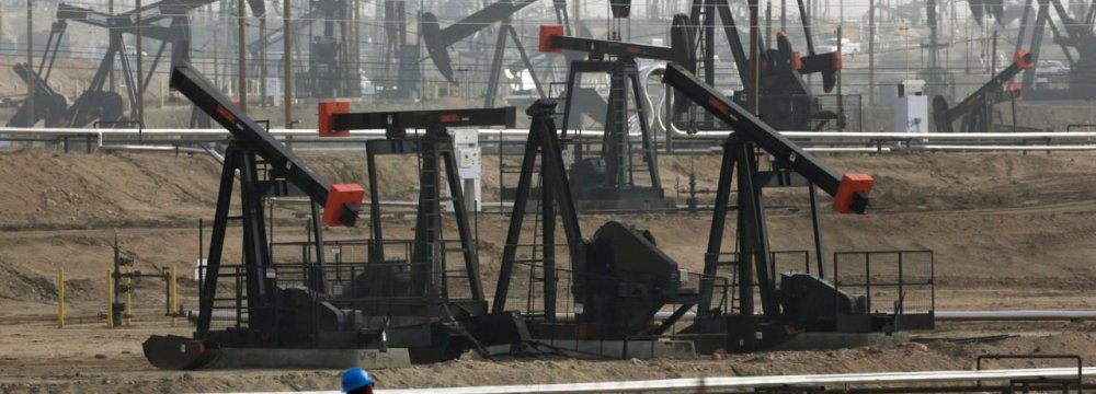 IEA Says Low Oil Prices to Take Demand Beyond Pre-Crisis Highs